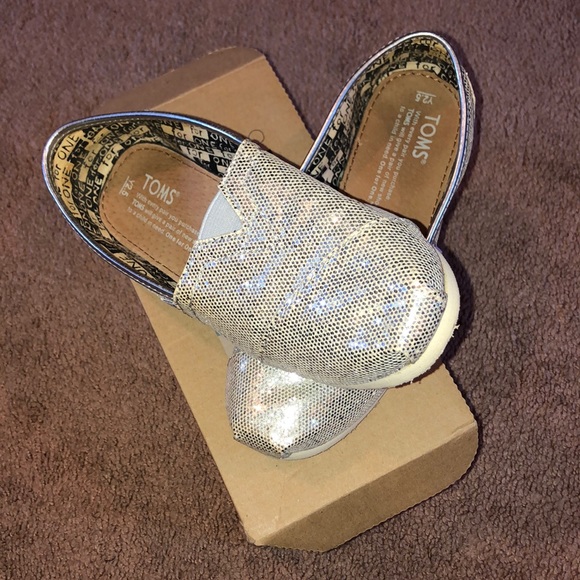 TOMS Silver Glitters Slip On Shoes - Picture 2 of 8